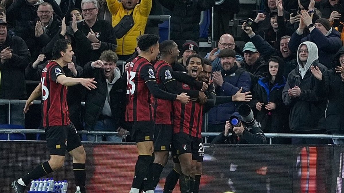Bournemouth deplasmanda Everton'ı devirdi!