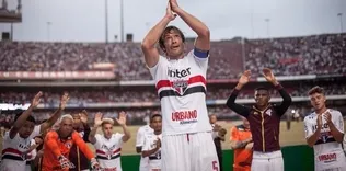 Diego Lugano futbolu bıraktı