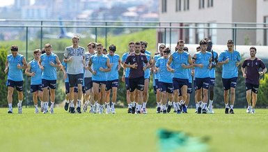 Trabzonspor, yurt dışı kampı için Macaristan'a gitti