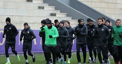 Osmanlıspor'da transfer çalışmaları