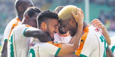 Alanyaspor, Akhisar'ı rahat geçti