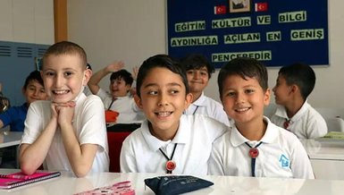OKULUN İLK GÜNÜ SERBEST KIYAFETLE GİDİLİR Mİ? | 11 Eylül 2023 okulun ilk günü üniforma zorunlu mu, sivil gidilir mi?