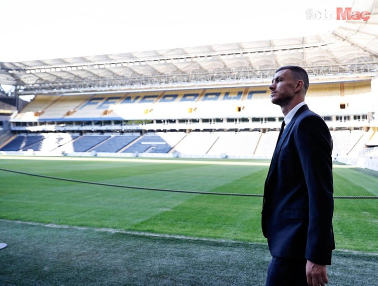 Milan'dan Fenerbahçe'ye çifte transfer! Görüşmeler başladı