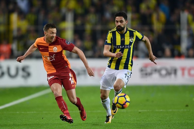 Fenerbahçeli oyuncu Mehmet Ekici'yi FC Nürnberg istiyor!