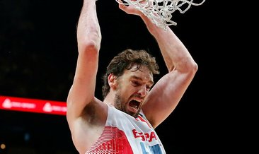 Pau Gasol Ersan İlyasova'nın takım arkadaşı oldu