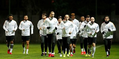 Aslan'da devre arası 4 yolcu