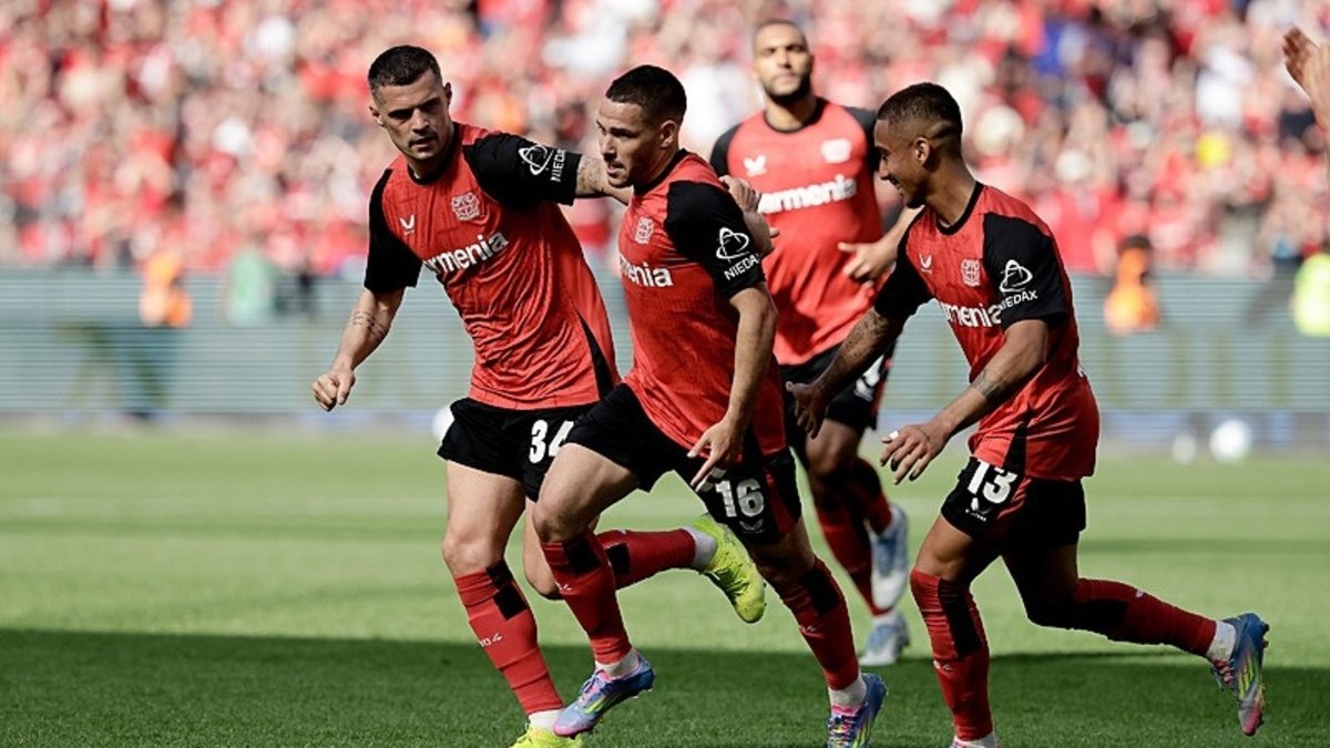 Bayer Leverkusen 2-0 Augsburg (MAÇ SONUCU-ÖZET) Bayer Leverkusen 2-0 Augsburg (MAÇ SONUCU-ÖZET)