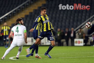 Fenerbahçe'ye kötü haber! Dönüyor...