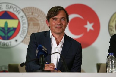 Fenerbahçe’nin yeni hocası Phillip Cocu transfer sürecini anlattı!