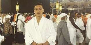 Lig bitti, Umre'ye gitti