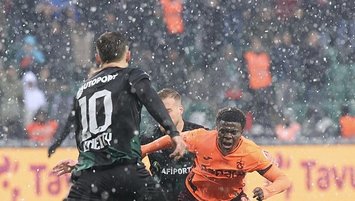 Tek idmanla sahaya çıktı