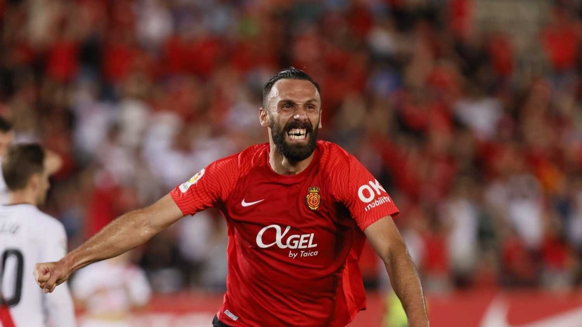 Fenerbahçe'den transferde Vedat Muriqi ısrarı!