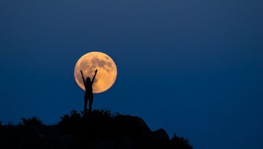 DUA, DİLEK VE ŞANS KAPILARI AÇILIYOR: Sirius Yıldızı ile ay kavuştu! Öğle saatlerinden akşama dek sürecek kavuşmada ne yapılmalı?