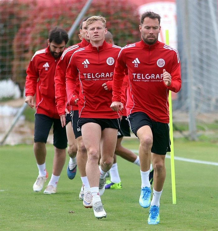 besiktas-hesapcom-antalyaspor-maci-ne-zaman-saat-kacta-hangi-kanalda-muhtemel-11ler-1775799878452.jpeg Beşiktaş-Hesap.com Antalyaspor maçı saat kaçta?