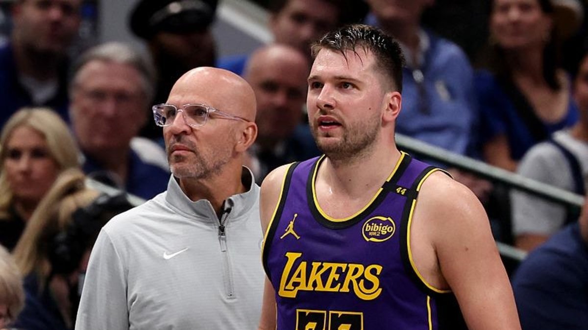 Luka Doncic'in 45 sayısıyla Lakers, Mavericks'i 112-97 yendi Luka Doncic'in 45 sayısıyla Lakers, Mavericks'i 112-97 yendi