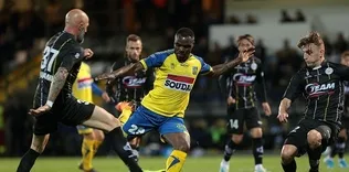 Emenike tutunamadı
