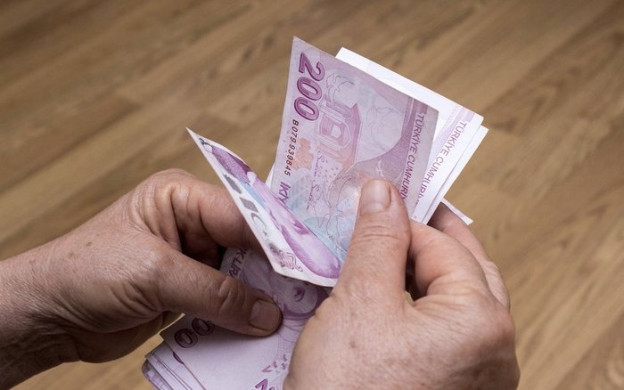 bayram-ikramiyesi-ne-kadar-oldu-2023-ssk-bagkur-emekli-sandigi-bayram-ikramiyesine-zam-geldi-mi-1674214396107.jpg