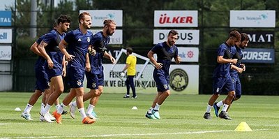 Fenerbahçe Benfica mesaisine başladı