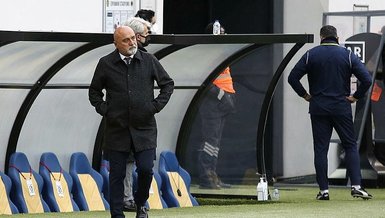 Son dakika spor haberleri: MKE Ankaragücü Gençlerbirliği maçı sonrası Hikmet Karaman: Derbiden alınan 3 puan sevindirici