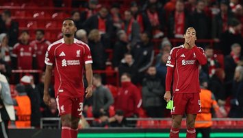 Liverpool dibe vurdu!