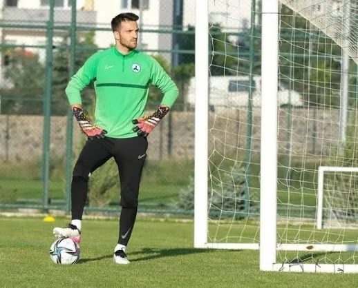 Son dakika transfer haberi: Galatasaray'dan ayrılan Okan Kocuk resmi açıklama gelmeden Giresunspor antrenmanına çıktı! - 1
