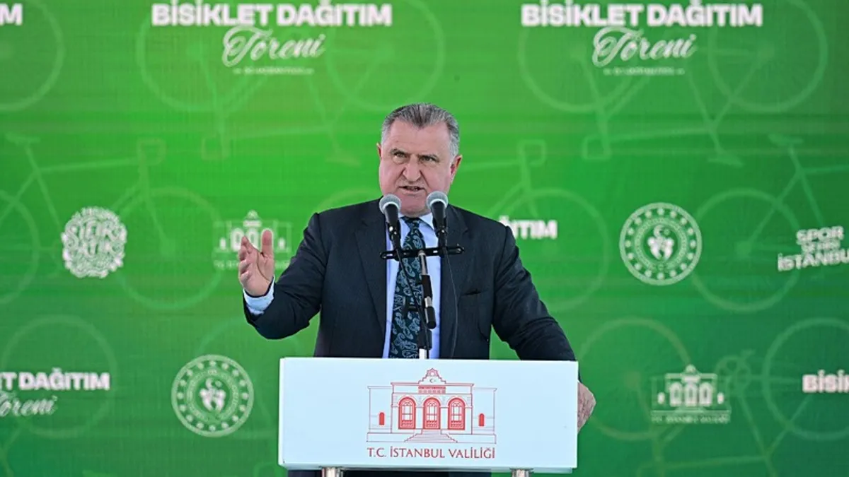 Gençlik ve Spor Bakanı Osman Aşkın Bak: Bu galibiyeti milletimize armağan ediyoruz
