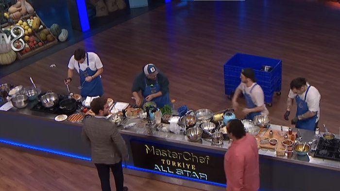 masterchef-dokunulmazligi-hangi-takim-kazandi-28-kasim-masterchef-eleme-adayi-belli-oldu-mu-1701162962285.jpg
