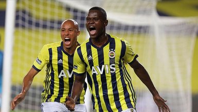 Fenerbahçeli Samatta devlerin peşinde