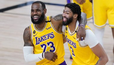 Los Angeles Lakers LeBron James ve Anthony Davis ile sözleşme yeniledi