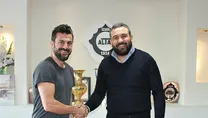 Altay’da Ali Tandoğan imzaladı