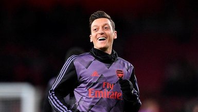 Mesut Özil'den flaş Tottenham göndermesi!