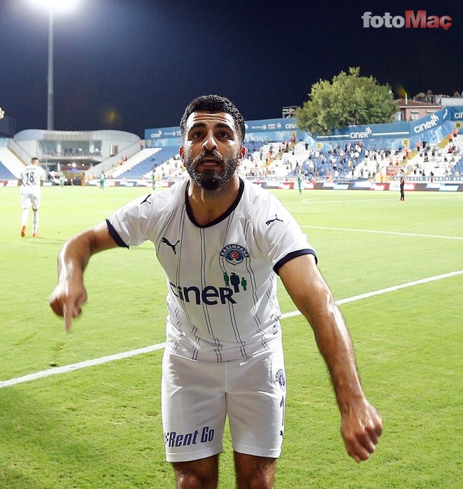 Umut Bozok'un menajeri açıkladı! Görüşmelerimiz...