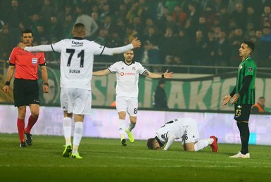 Akhisarspor - Beşiktaş maçından kareler