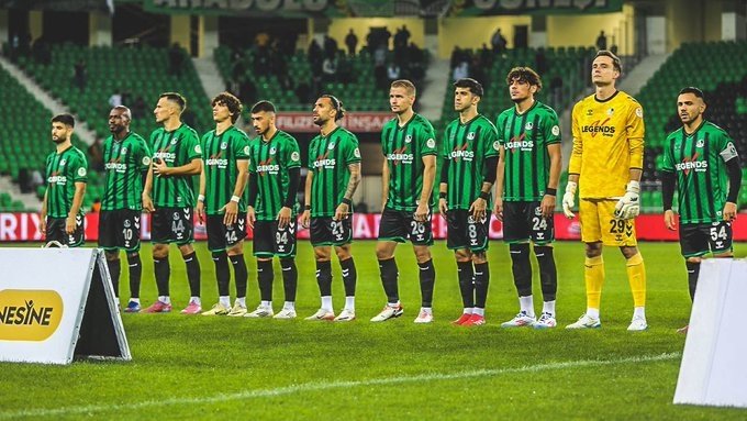sakaryaspor-teknik-direktoru-serhat-sutluden-kural-hatasi-aciklamasi-1759326228060.jpg