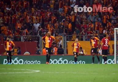 Galatasaray - Konyaspor maçında şok gerginlik! Abdurrahim Albayrak ve taraftarlar...