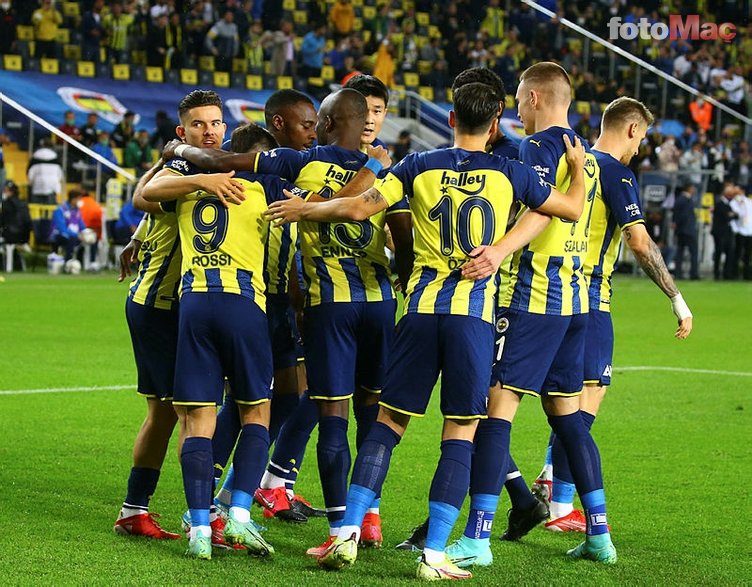 Fenerbahçe - Giresunspor maçı sonrası dikkat çeken o anlar! Mesut Özil ve Vitor Pereira... (FB spor haberi)