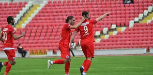 Balıkesirspor, 8 haftada bir ilki yaşadı