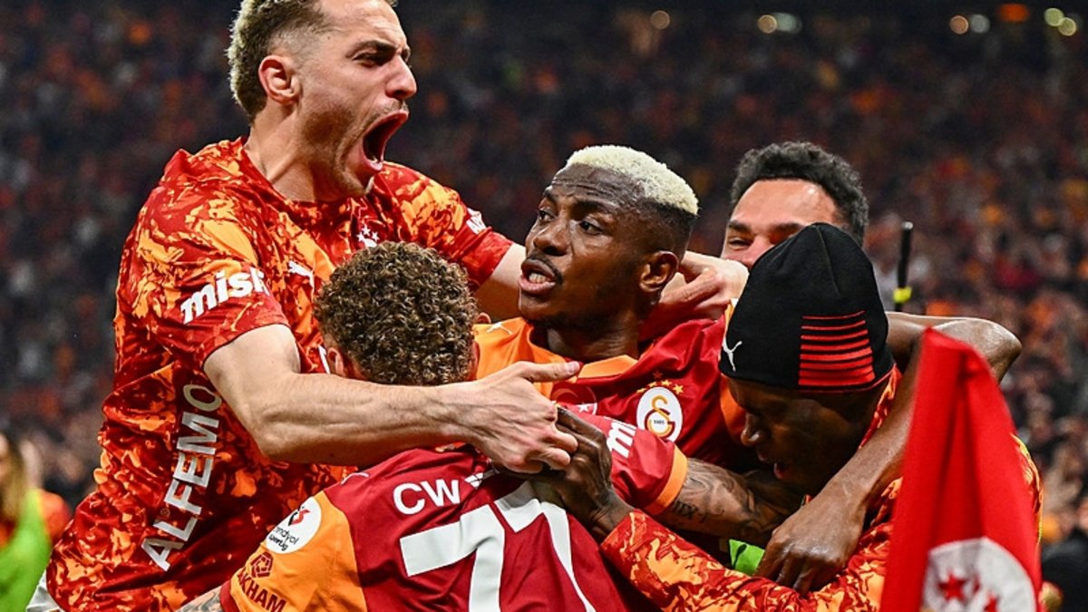 Galatasaray'dan Transfer Müjdesi: Takım Satışa Çıkıyor Mu? - Görsel 1