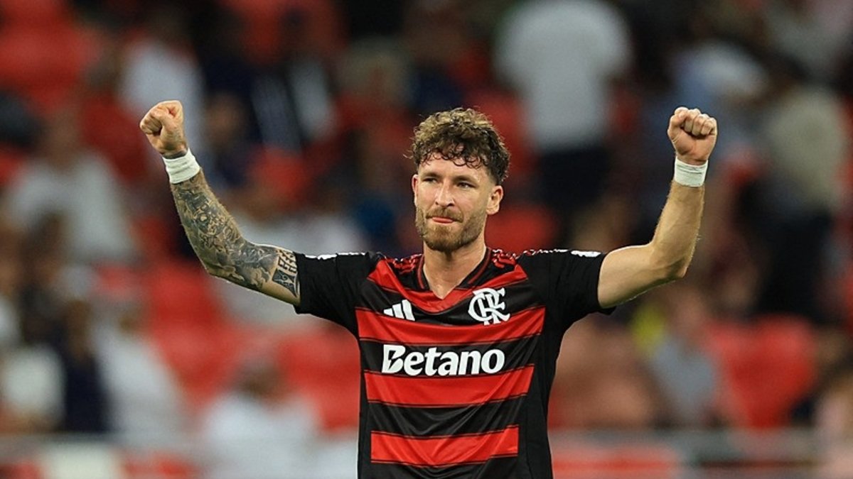 Leo Pereira gelişmesi