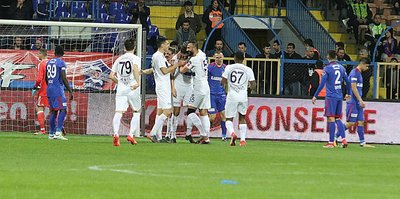 Osmanlıspor farklı kazandı