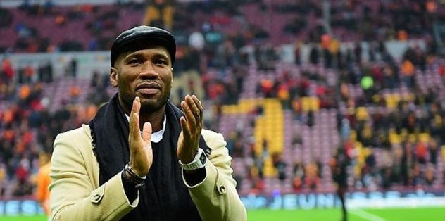 Drogba futbola geri dönüyor