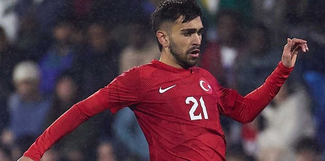 Emircan imzaya kaldı