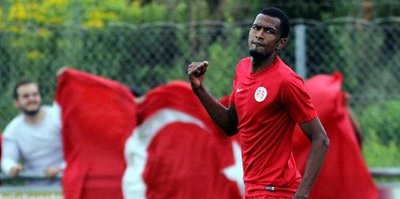 Antalyaspor'da Maicon yıldızlaştı