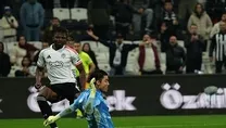 Zafer kalesinde duvar ördü
