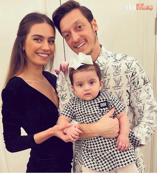 Amine Gülşe'den Mesut Özil'e övgü! "Kızımız Eda..."