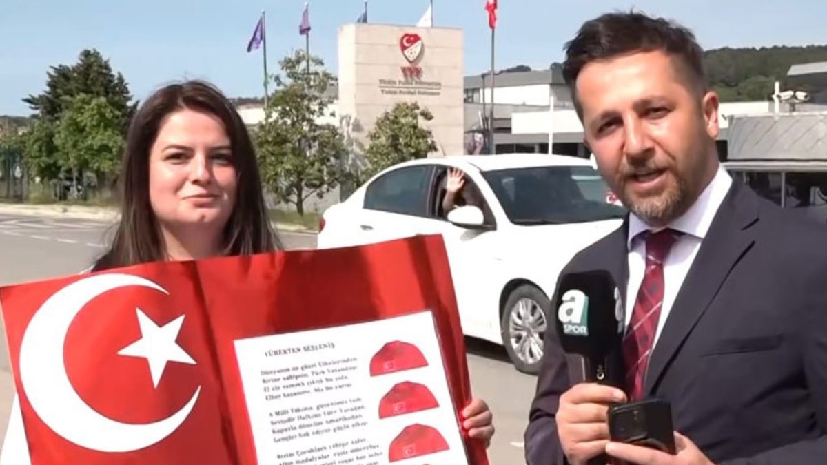 Kuzey Makedonya maçına gelemeyen gurbetçi vatandaşımızdan A Milli Takım'a şiir!