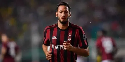 Hakan attı, Milan dağıttı: 4-0
