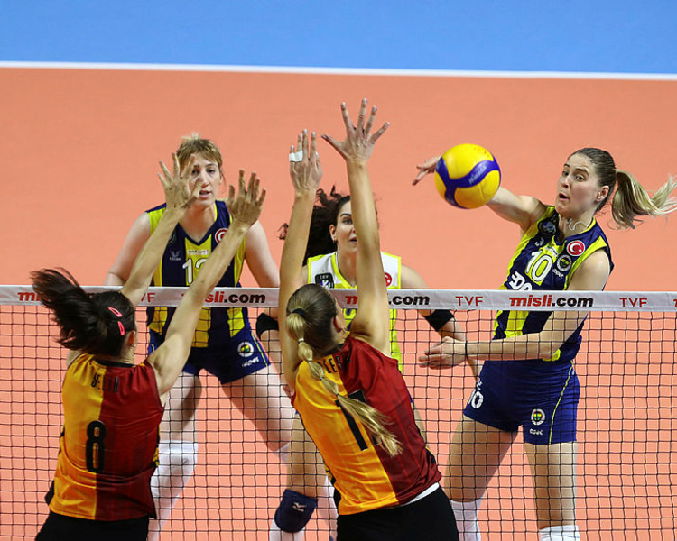Sultanlar Ligi Nde Dev Derbi Fenerbahce Nin Son Dakika Voleybol Haberleri Fotomac