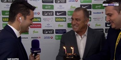 Galatasaray Teknik Direktörü Fatih Terim'den doğum günü sürprizi