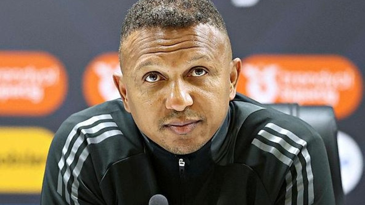 Alex de Souza Antalyaspor'dan istifa edecek mi? Mehmet Aurelio açıkladı!